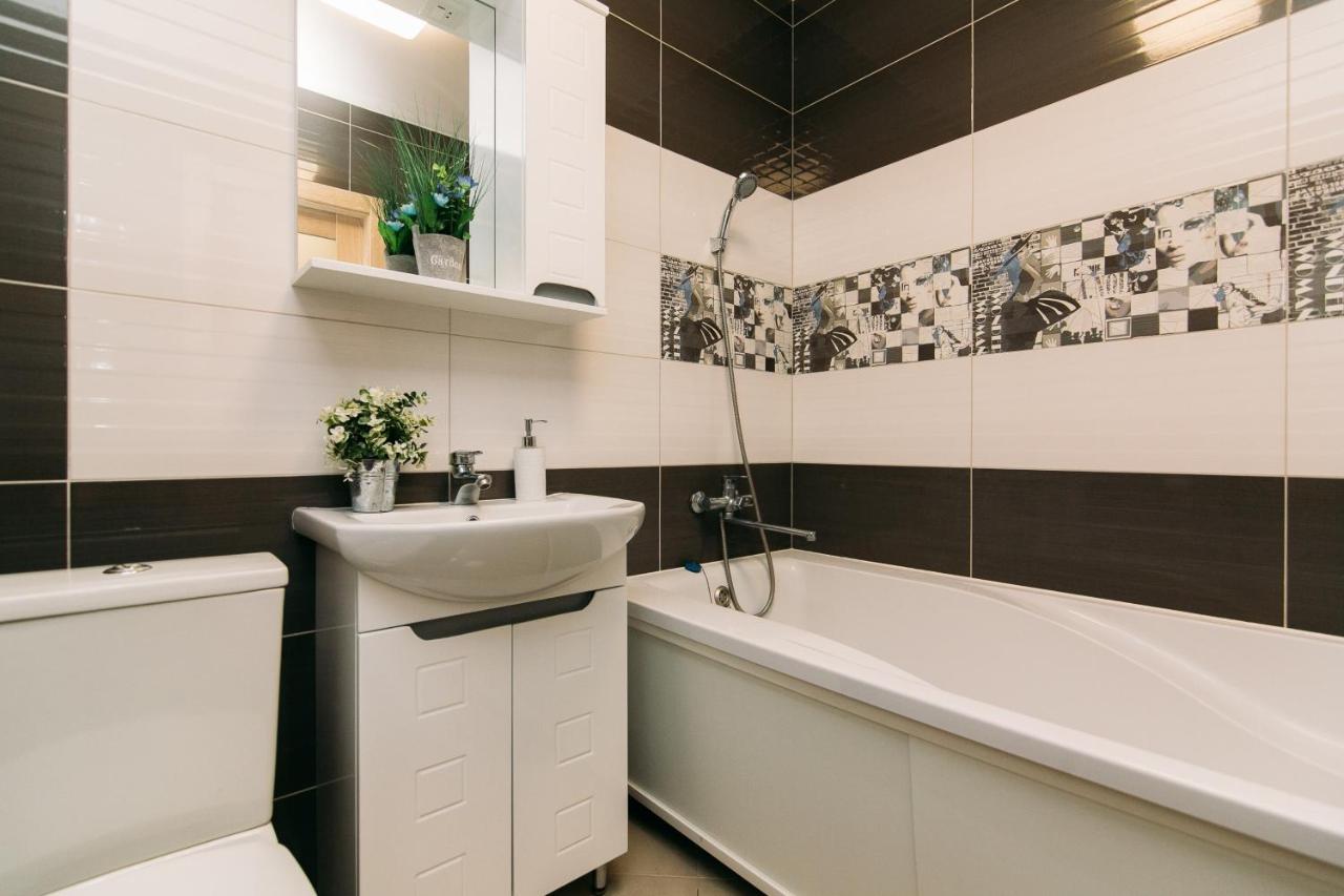 Vip Apartments Faraon On Kharkovskaya 1 Floor Суми Екстер'єр фото