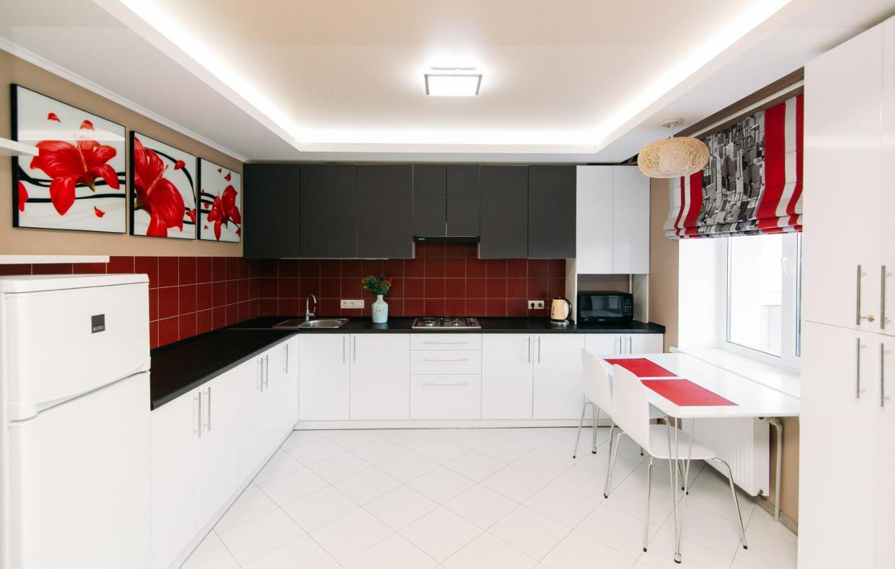 Vip Apartments Faraon On Kharkovskaya 1 Floor Суми Екстер'єр фото